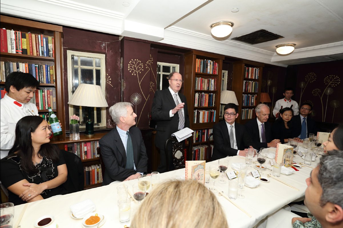 20121105 Trinity Dinner in HK with Sir Gregory Winter40